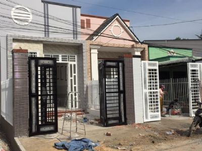 Nhà sắp hoàn thiện  4,5*26m. Thổ cư. Nhà xây kiên cố, hiện đại. Đầy đủ các phòng. 1.08 tỷ