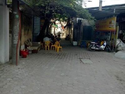 Cho thuê nhà cấp 4 nguyên căn: Số nhà 17 ngõ 1 nghách 1/62/23 Bùi xương trạch -khương đình