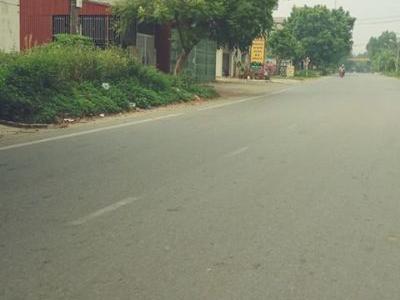Đất mặt đường có Tiềm năng Kinh Doanh tốt. sát trường ĐHCN Việt Trì.