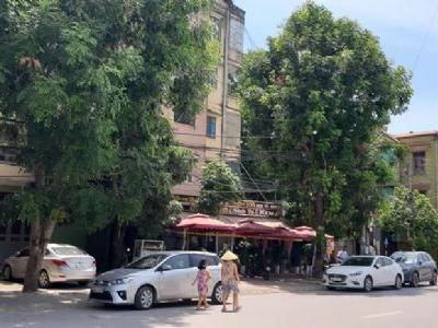 Nhà mới xây cần cho thuê toàn bộ nhà để kinh doanh Ngay mặt đường lớn trục chính khu Đông Phát