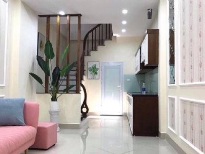 BÁN GẤP NHÀ MỚI 5 TẦNG - NGAY 204 CỔ LINH - OTO ĐỖ CẠNH NHÀ - ĐI BỘ RA AEON LONG BIÊN.