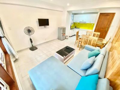 cần Cho thuê Căn hộ dịch vụ. Giá chỉ từ 6tr5 đến 7tr5  127--129 đào duy anh.phú nhuận.