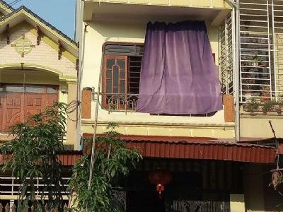 Gia đình có căn nhà 3 tầng, ko sử dụng muốn cho thuê .diện tích 100m ngõ 17 phường túc duyên