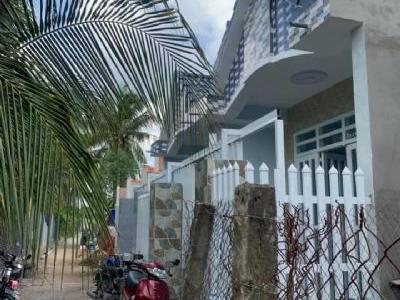Đã bán 1 căn, còn 2 căn nhà Phước Thạnh gần đường Một Quang chuẩn bị hoàn thiện, đường đi 2,5m.