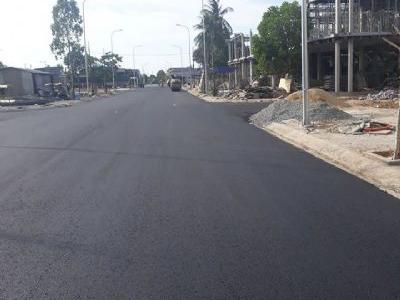 Cần tiền bán nhanh lô trung tâm tp 145m2 măt tiền đương lê thánh tôn-bich khuê nối dài