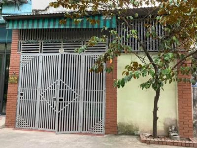 Do chuyển nơi khác ở nên em bán ngôi nhà 1 tầng rưỡi Nguyễn Công Trứ bên Hông trường chuyên Lam sơn