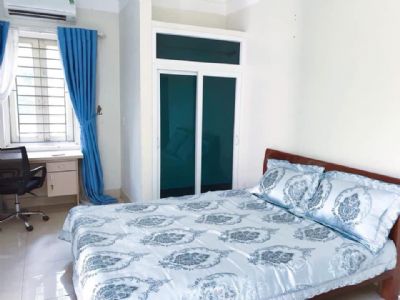 Hiện tại nhà mình còn 2 phòng cho thuê:Số 01 ngõ 10, đường Nguyễn Tất Thành, Phường Khai Quang, VY
