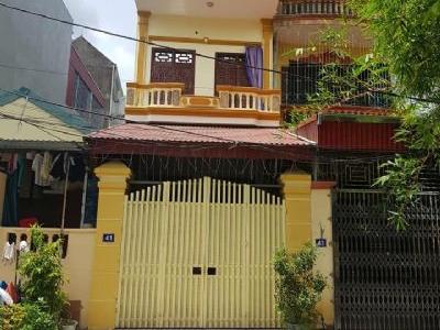 Mình có căn nhà muốn bán. Rộng 4.5m dài 20m. Địa chỉ số 41 Ngách 70/212 Hải Thượng Lãn Ông