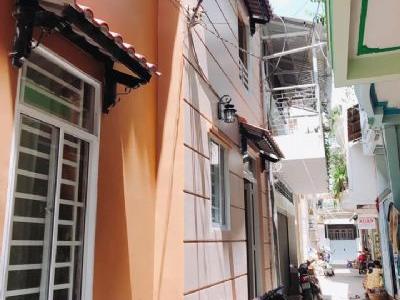 Nhà đẹp trục chính hẻm 65 Trần Quang Khải thông qua( hẻm 56 Trần Phú), P. Cái Khê, Q Ninh Kiều.