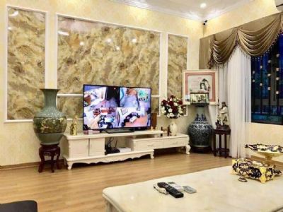 Cho thuê phân lô, lô góc, oto vào nhà Hoàng Cầu dt 55m 5 tầng