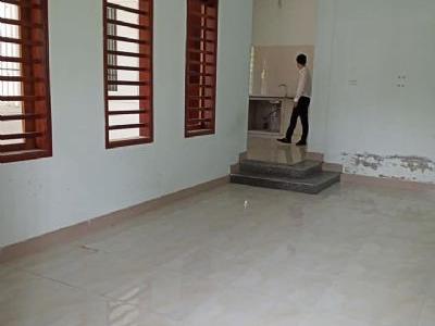 Bán nhà ở thạch linh tp hà tĩnh, 1 tầng kiêm cố, hướng tây, Diện tích 103m2, đường 5m, trung tâm, g