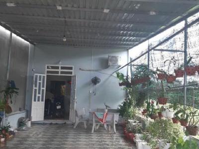 Cần bán nhà c4 như trong hình mặt tiền đường 13 ql56 hoà long tp bà rịa đường nhựa oto đi thoải mái