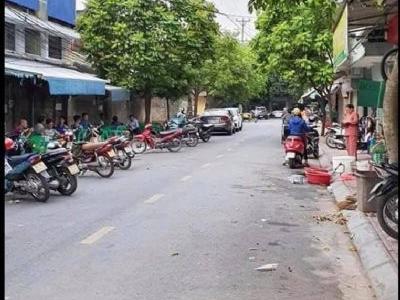 cần nhượng lại nhà 3 tầng mặt phố Cô Đông Hải Dương