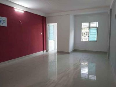 Căn hộ tầng trệt chung cư Mương Cát, DT 85m2, hướng tây. Giá 920tr.