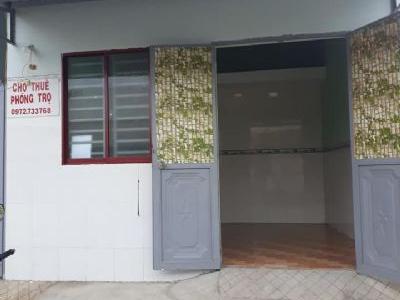 Nhà trọ còn phòng Gần trường Cao đẳng nghề TPST  20m2 sàn + 10m2 gác