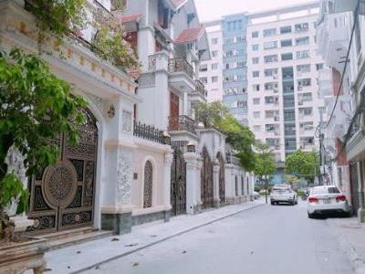 SIÊU PHẨM!!! Nhỉnh 3 tỷ sở hữu nhà Ngã Tư Sở 38m2*5 tầng ôtô vào nhà.
