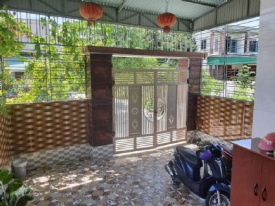 Cần Bán gấp nhà kiên cố đổ bằng Tân Tiến Thạch Tân ,móng làm kiên cố lên tầng thoải mái