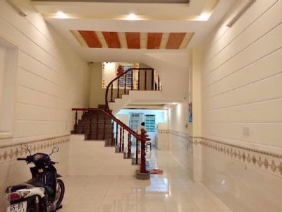 CHO THUÊ NHÀ TRỆT LỬNG LẦU KHU HƯNG PHÚ 2 ( CTY8 ). NHÀ MỚI DỌN VÀO Ở NGAY.