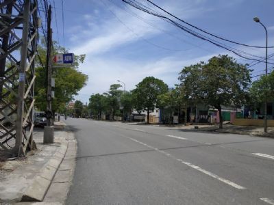 Bán nhanh lô đất 8m ngang Quốc Lộ 9- Đông Hà- Quảng Trị. Đất đẹp đắc địa phù hợp làm mặt bằng kd