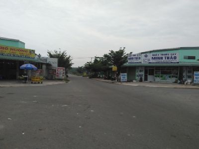 Hàng hiếm 150m2 ngay chợ Visip 2A