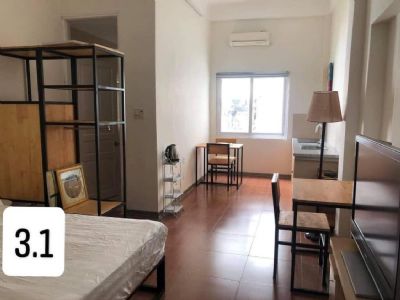 nhà riêng cho thuê trên phố Võng Thị nhà mặt ngõ to oto đỗ cửa đc( đi bộ 2p ra Hồ Tây)