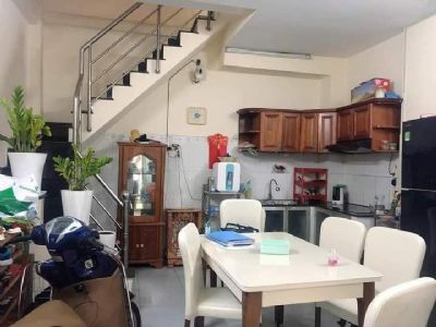 Chủ thiếu vốn cần bán gấp nhà Phường 4, Tân Bình.