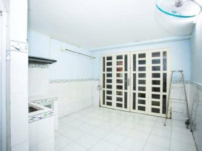 Cho thuê Nhà 1 trệt, 1 lầu đúc giả, 1 toilet, 1 phòng, 1 bếp. 5 triệu / 1 tháng Bùi Văn Ba Quận 7