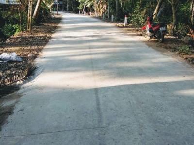 Bán đất Mỏ cày Bắc Tỉnh Bến tre cách chợ ba vát . ủy ban. tòa án. ngân hàng .trường học. y tế.
