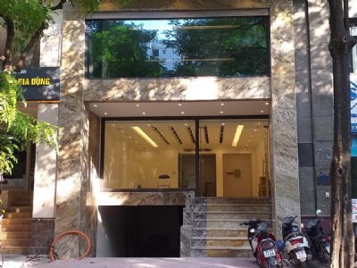 TÔI CHỦ NHÀ CẦN CHO THUÊ MẶT BẰNG TẠI 110 TÔ HIỆU, CẦU GIẤY. DT 110M2 GIÁ CHỈ 300K/M2