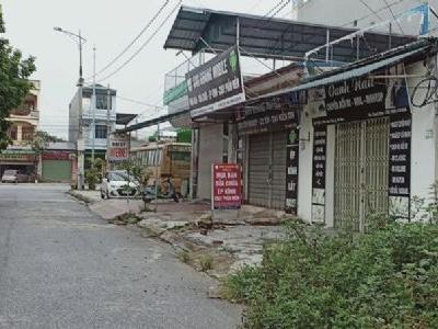 Bán căn nhà hai mặt đường trước và sau đều có thể KD nằm ngay cổng chợ SV trường ĐH Công Nghiệp