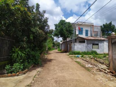Bán Đất tặng Nhà Cấp 4 còn sử dụng tốt Cổng Sau Đại Học Tây Nguyên, Hẻm cấp 1 Ywang Phường EaTam