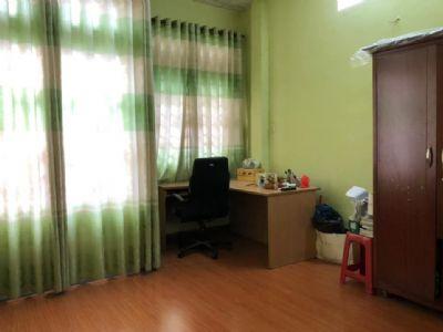 Cần cho thuê nhà nguyên căn tại địa chỉ 861/....Trần Xuân Soạn , P tân Hưng, Q 7, Tp HCM