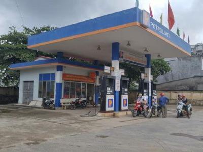 Cần bán mảnh đất Tân Thịnh ( Gần trường sông đà ) đường thông nhau 2 ô tô tránh nhau thoải mái