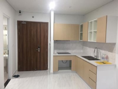 Cho thuê căn hộ 2 Phòng  ngủ ,2 toilet  lầu cao nội  thất  cơ bản Quận 7.
