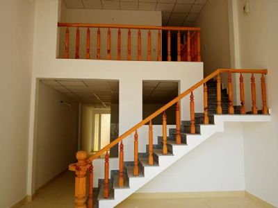Bán nhà hẻm Phạm Phú Thứ mới xây xong với thiết kế tuyệt vời 1 trệt 3 pn, 2 toilet, sân ôtô , bếp.