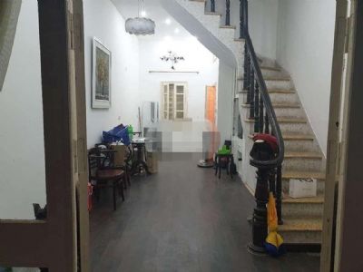 Cho thuê nhà 4 tầng trong ngõ 23 Cát Linh, Đống Đa 3 ngủ, 3 wc