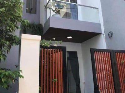CẦN BÁN CĂN NHÀ GẤP Nhà cách chợ Bình Chánh khoảng 1,5km.