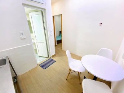 Hiện nhà mình đang còn CCMN 1 khách 1 ngủ  tại ĐỐNG ĐA