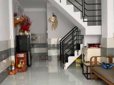 Chính chủ Cần Cho Thuê  Nhà Trần Xuân Soạn 4*9. 1 trệt ,1 lầu. 2 phòng ngủ . 2 tolet .
