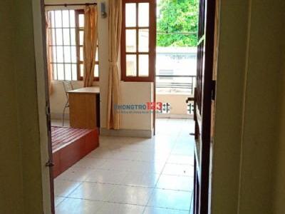 CHO THUÊ NHÀ NGUYỄN NGỌC VŨ 40Mx4T 9TR 6 PHÒNG.