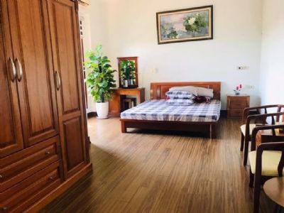 Bán nhà 3 tầng hộ khẩu tp Vinh, cách chợ Vinh 2km.