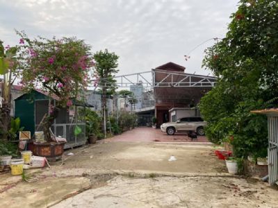 Bán đất và nhà Tổ 8 Hợp Giang chiều rộng 11m chiều sâu 68m