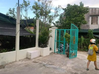 Chính chủ cần bán nhà hẻm oto 128 hoàng hoa thám, 5,3*25, hướng Tây nam: sân , phòng khách 2pn