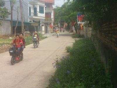 Chúng tôi được chủ nhà giao bán căn nhà 3 tầng xây 2015. Trưng Vương