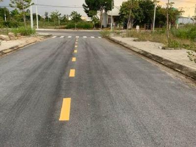 Vạn Kim bên mình chỉ còn 1 lô giá rẻ sụp hầm. Dt 135mv mà giá chỉ 11xxtr( có X là bán nha mn)
