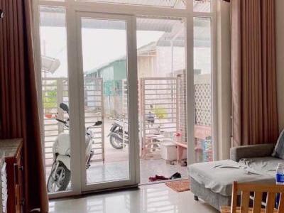 Mua nhà đẹp TẶNG TOÀN BỘ NỘI THẤT khu cán bộ ở 100% ngay nội ô Tp Sóc Trăng Diện tích 4 x 22m