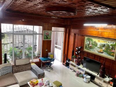 BÁN NHÀ 117 Lý Công Uẩn - Kim Tân - Tp Lào Cai. Vị trí đắc địa, phố sầm uất phù hợp kinh doanh
