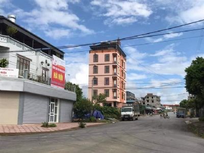 BÁN ĐẤT GẦN CHỢ ĐÔNG PHONG + Diện tích: 105m2, rộng 7, sâu 15 + Hướng: Đông Nam  + Pháp lý: Sổ hồng