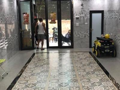 CHO THUÊ CCMN TẠI NGỌC THUỴ Diện Tích 21-26 m2 mỗi phòng đều có giường, bếp.