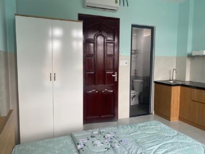 Cho thuê Căn Hộ Dịch Vụ Nhà Mới Xây Hẻm Xe Hơi, Quận Bình Thạnh